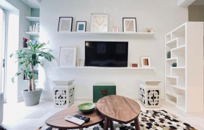James - 2BR in the Heart of Ancient Athens
